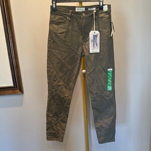 Celebrity Pink Olive Green mid rise ankle Skinny jeans NWT 7/28